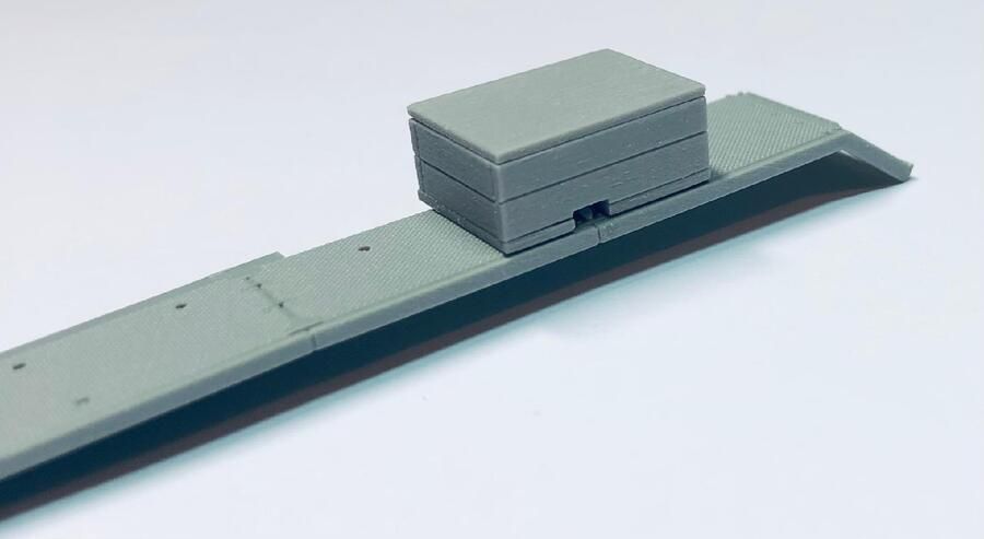 1:35 WOODEN SMALL BOX FOR PZ. KPFW III L-N, WITH WOOD TEXTURE