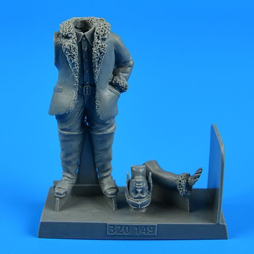 1:32 German or Austro-Hungarian WWI Pilot (Winter edition)