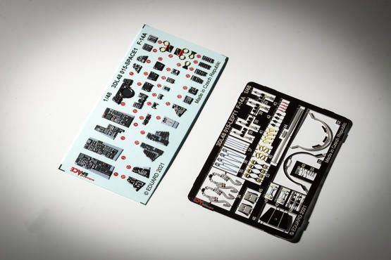 1:48 Grumman F-14A Tomcat SPACE