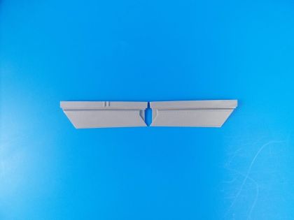 1:48 RF-84F Thunderflash – Correction Wing Flaps for Tanmodel