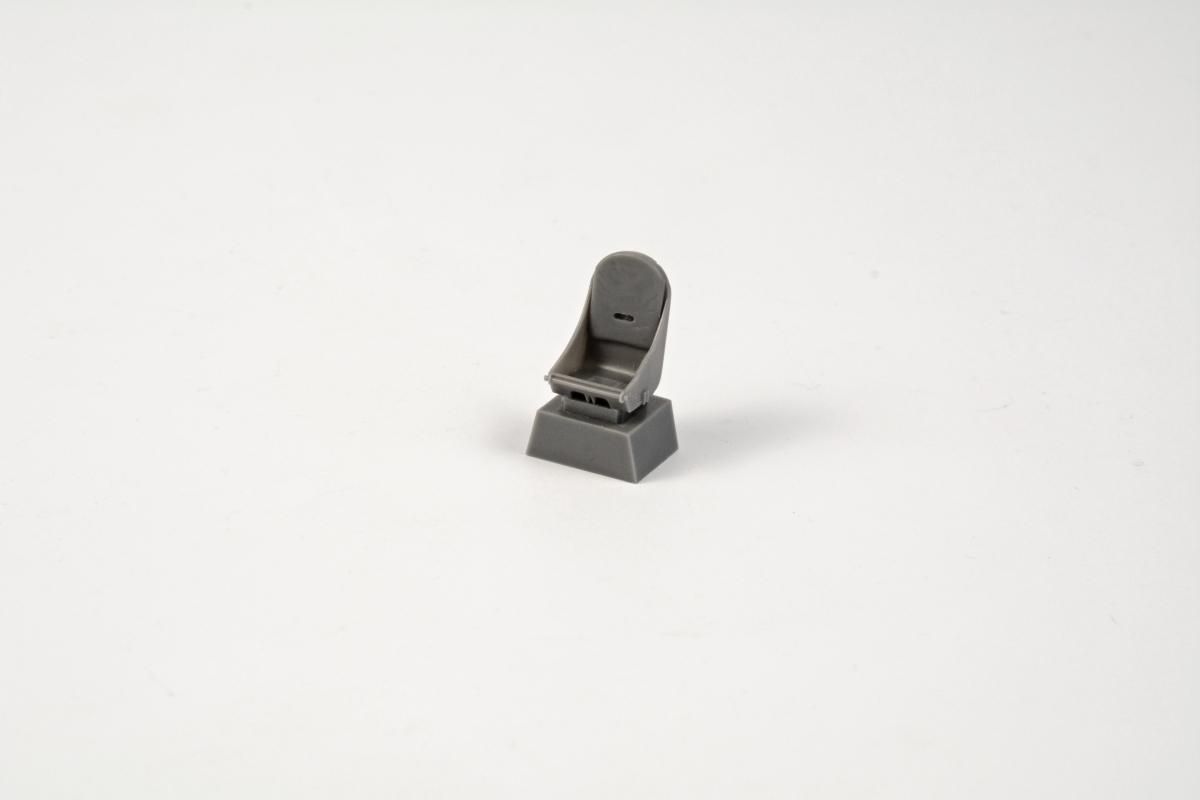 1:48 Defiant Pilot´s Seat