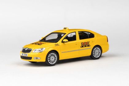 1:43 Škoda Octavia II FL (2008) - AAA Taxi