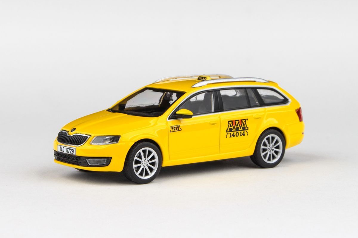 1:43 Škoda Octavia III Combi (2013) - AAA Taxi