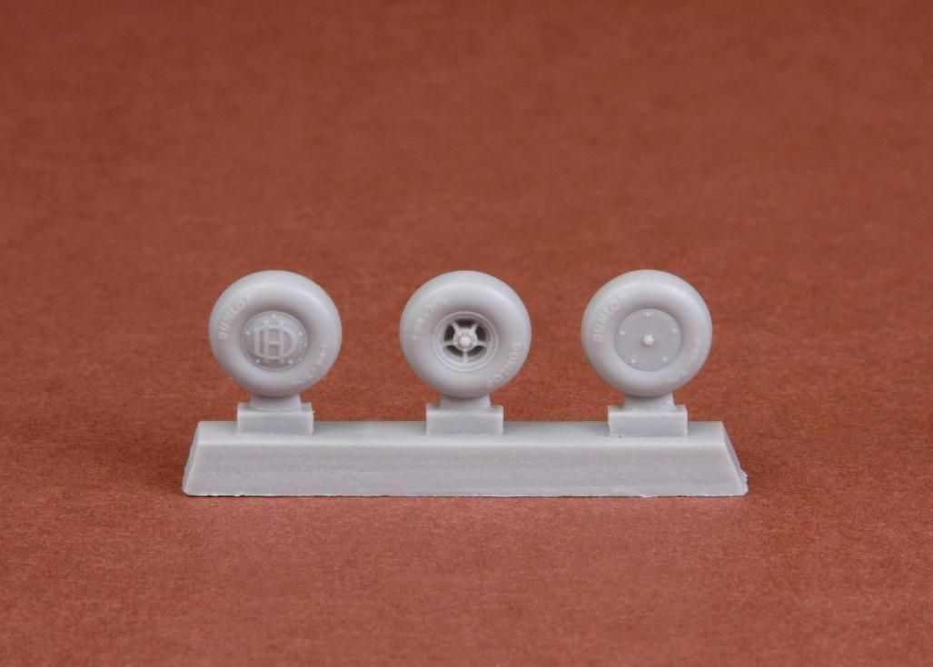 1:48 De Havilland DH-82A Tiger Moth wheel set for Airfix kit