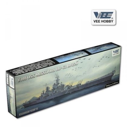1:700 USS MISSOURI BB-63 1945 Deluxe Edition