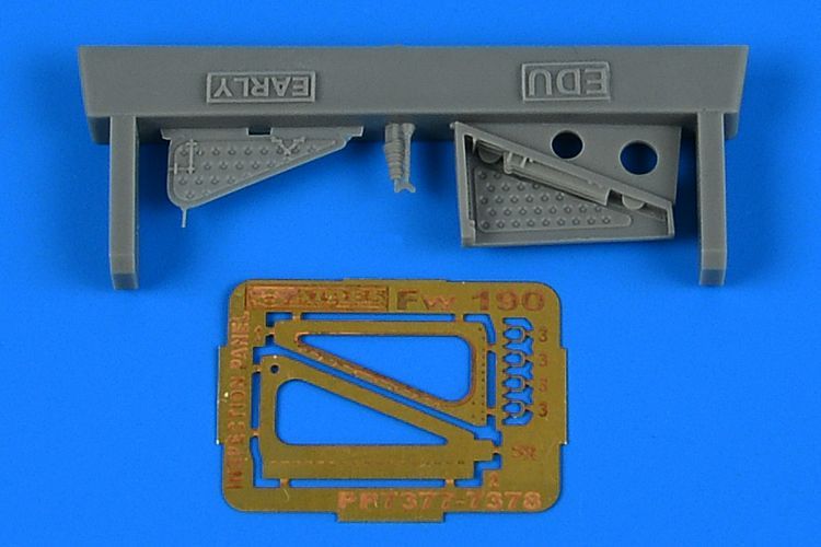 1:72 Fw 190 inspection panel - early