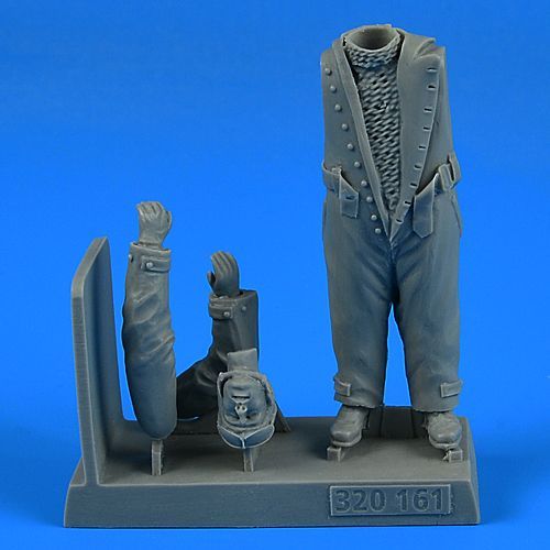 1:32 German and Austro-Hungarian WWI Pilot