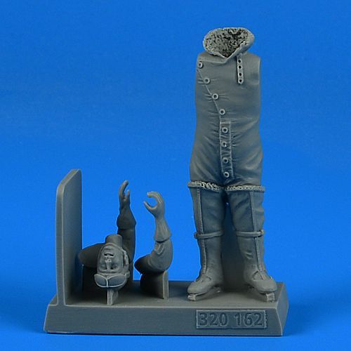 1:32 German and Austro-Hungarian WWI Pilot