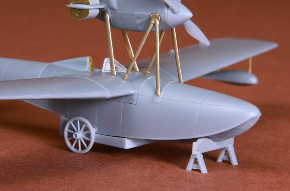 1:72 Macchi M 33 beaching gear set