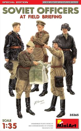1:35 SOVIET OFFICERS AT FIELD BRIEFING. SPECIAL EDITION