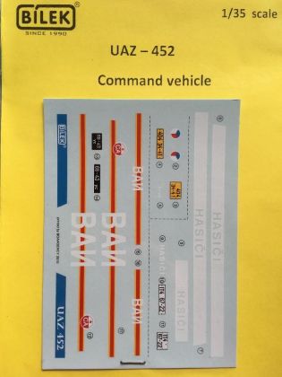 1:35 UAZ - 452 Command