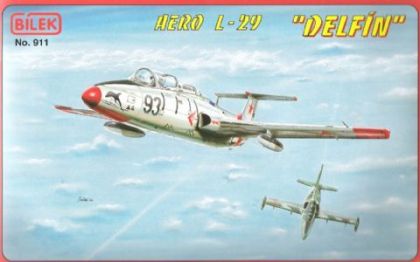 1:72 Jet trainer plane Aero L-29 Delfin