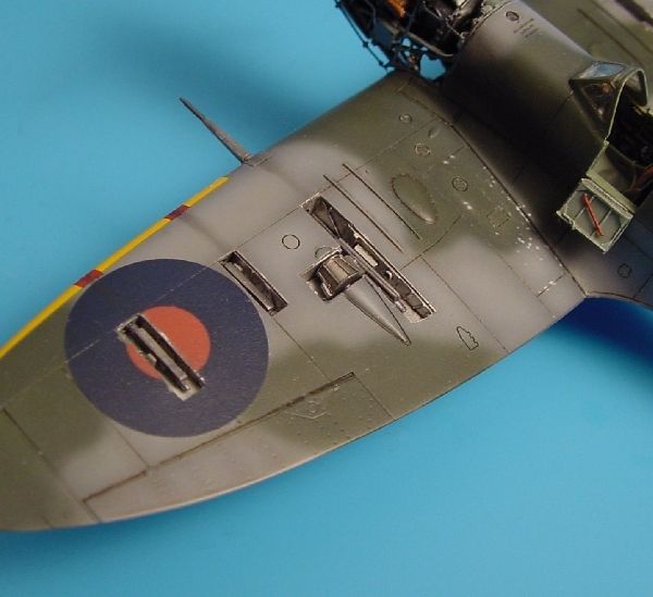 1:72 Supermarine Spitfire Mk. Vb gun bay