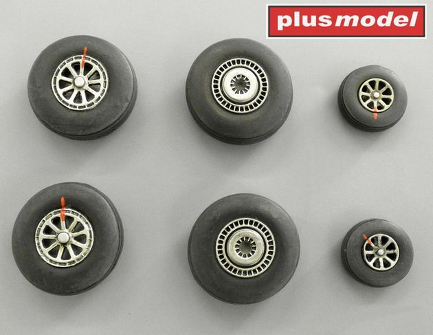 1:72 Kola pro C-121 Constelation