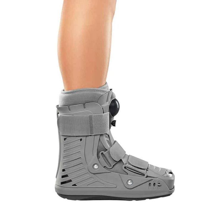 Obrázek 2. produktu medi protect.CAT Walker - členková ortéza 