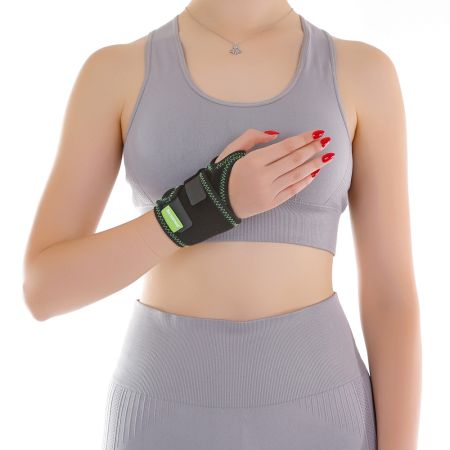 Sanomed manuSport - univerzální bandáž zápěstí