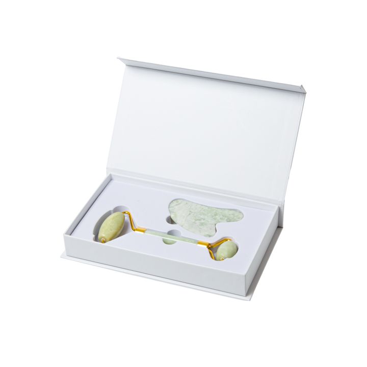 beUnik Masážní sada Face roller a Gua sha