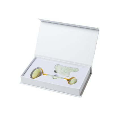 beUnik Masážní sada Face roller a Gua sha