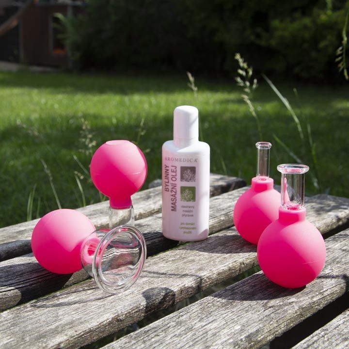 Zvýhodněná sada skleněných baněk na tvář a masážního oleje Aromedica