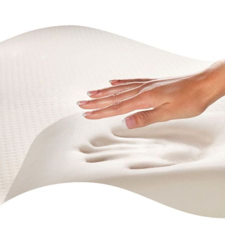 Sanomed BabyTravel malý cestovní polšářek z paměťové pěny