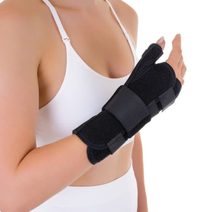 Sanomed 301T - ortéza zápěstí s fixací palce 