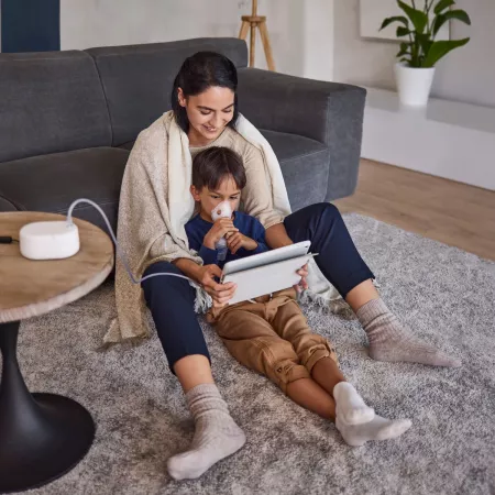 Omron NE-C810 - inhalátor, velmi malý, přenosný