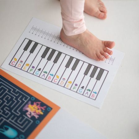 CoreYoga AKTIVITY Dětská noha