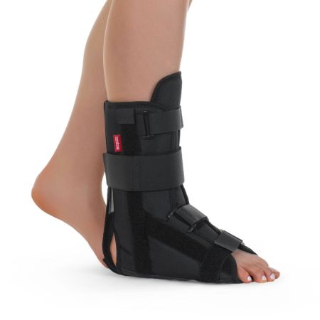 Handicap 065C - rigidní fixace hlezna