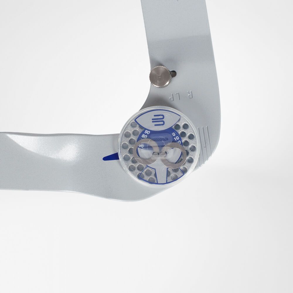 Obrázek 4. produktu Bauerfeind  SofTec Genu - mutifunkční kolenní ortéza 