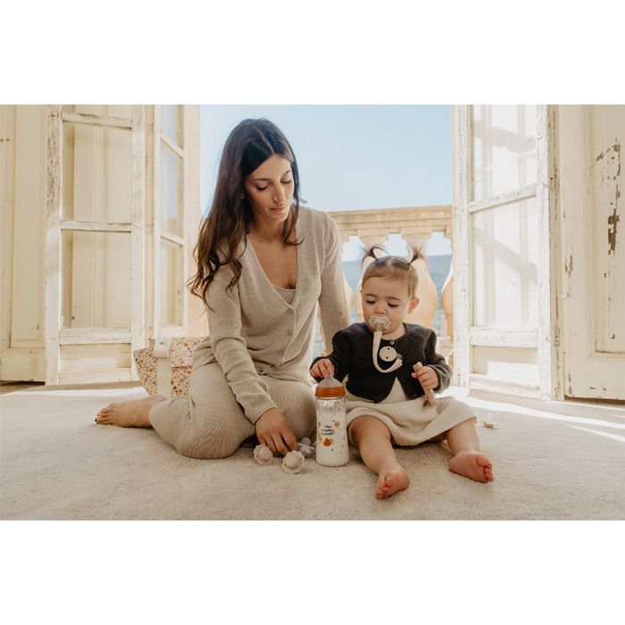 SUAVINEX | Kojenecká láhev WONDERLAND 360ml FYZIOL PRŮTOK L - HNĚDÁ