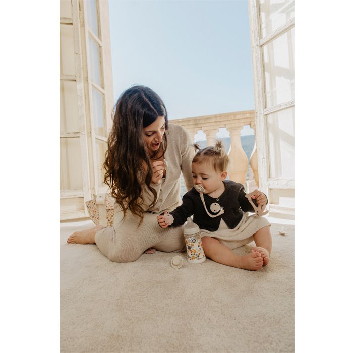 SUAVINEX | Kojenecká láhev WONDERLAND 360ml FYZIOL PRŮTOK L - LIBERTY KRÉMOVÁ