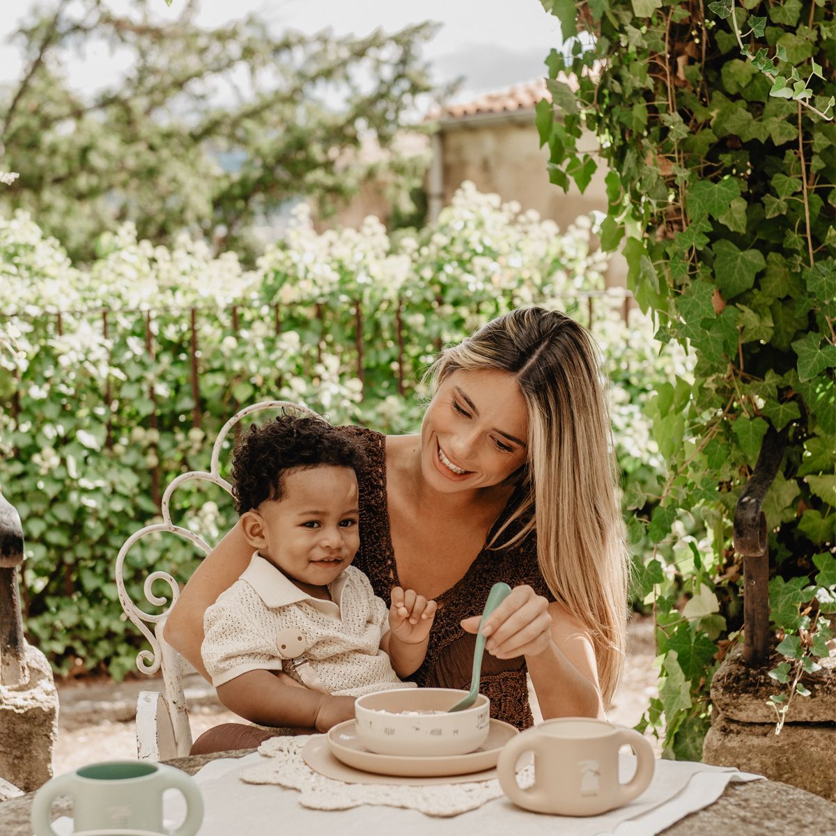 SUAVINEX | Jídelní set WONDERLAND NEW +6 m - KRÉMOVÝ