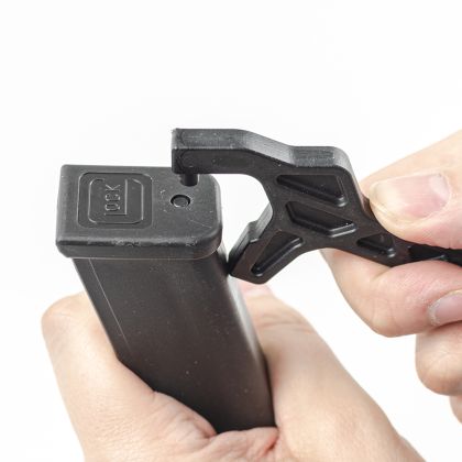 Pomůcka Otis pro rozebírání zásobníků Glock