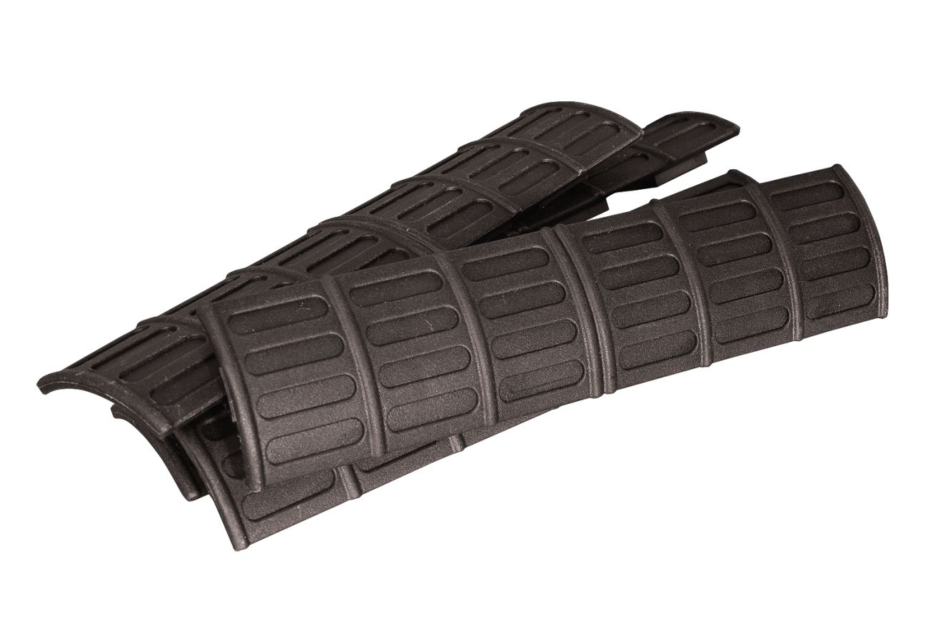 Krytky railů Tapco, černá