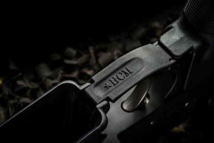 Lučík BCM AR-15 Mod 0, Černá