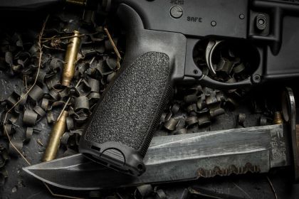 Pistolová rukojeť BCM AR-15 Grip Mod 3, Černá