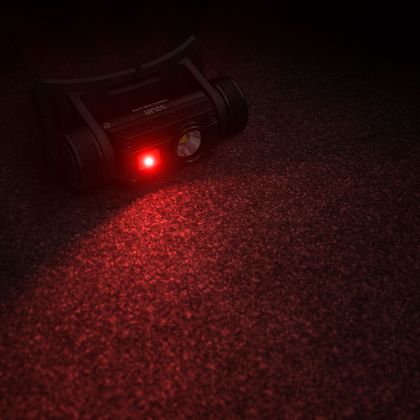 Čelovka Nitecore HC65