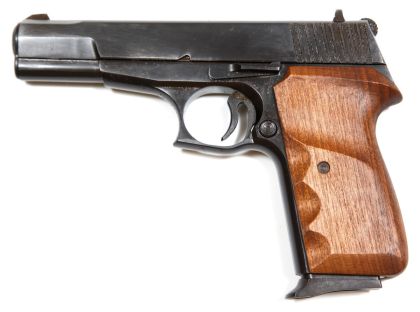 Samonabíjecí pistole Zastava M93