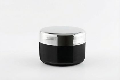 15 ml kelímek černý, stříbrné víčko + PP mezivíčko
