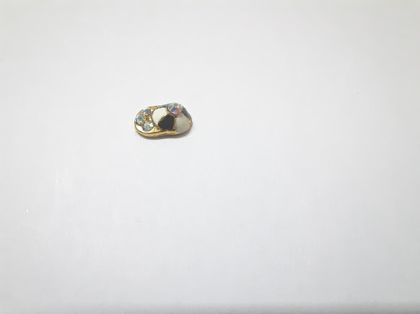 Kovové zdobení - čepička