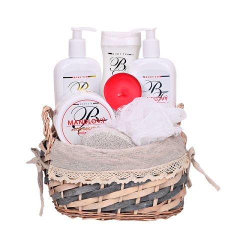 Dárkový koš kosmetiky s mandlovým olejem