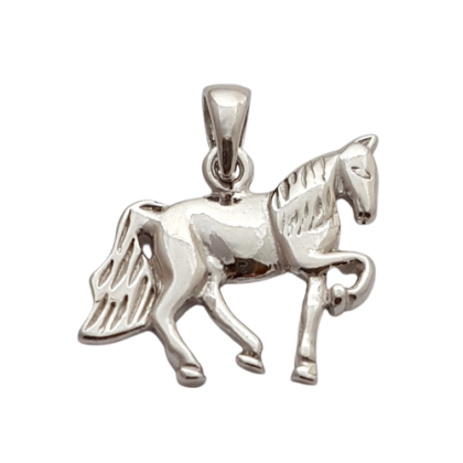 Stříbrný přívěsek Kůň svobody – symbol síly, elegance a volnosti
