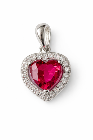 Stříbrný přívěsek Srdce vášně - symbol lásky, emocí a výjimečných okamžiků