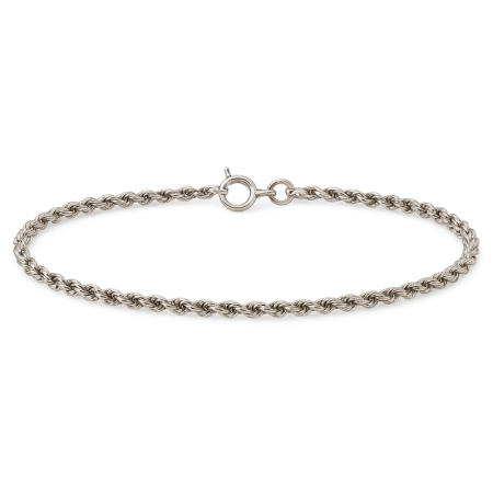 Stříbrný náramek s jemným krouceným řetízkem - jemná linie stříbra, která dodá vašemu stylu lehkost a nenápadnou eleganci