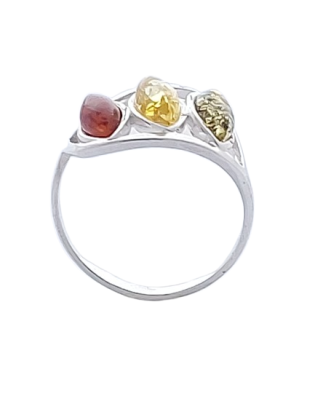 Jantarový prsten se třemi ovály barevný ve velikosti 56