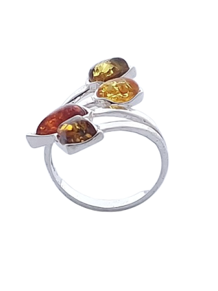 Jantarový prsten moderní tříbarevný ve velikosti 58