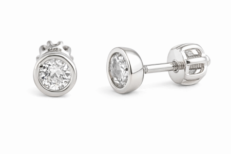 Stříbrné náušnice s čirým zirkonem – Minimalistický třpyt pro každý den