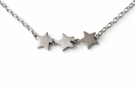 Stříbrný náramek na nohu s hvězdičkami – jemný dotek světla