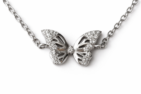 Stříbrný náramek na nohu s motýlem a zirkony - elegance léta