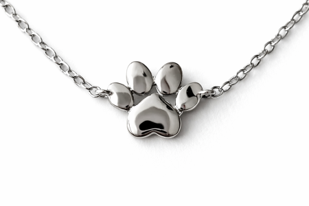 Stříbrný náramek na nohu - jemný šperk inspirovaný láskou ke zvířatům